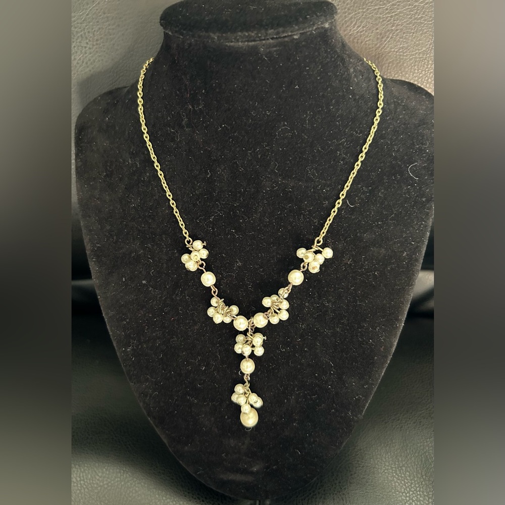 1928 gold drop statement necklace with simulated pearls